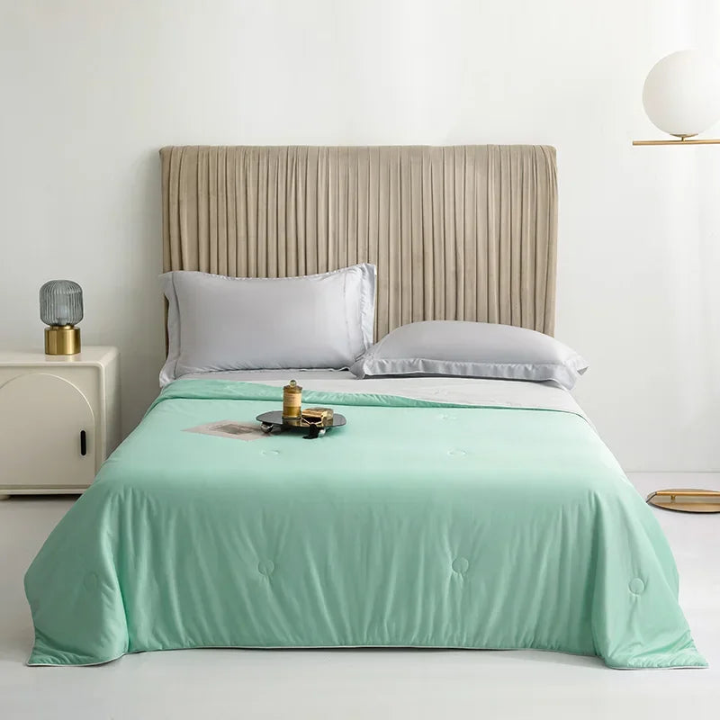 Lightweight Cooling Blanket