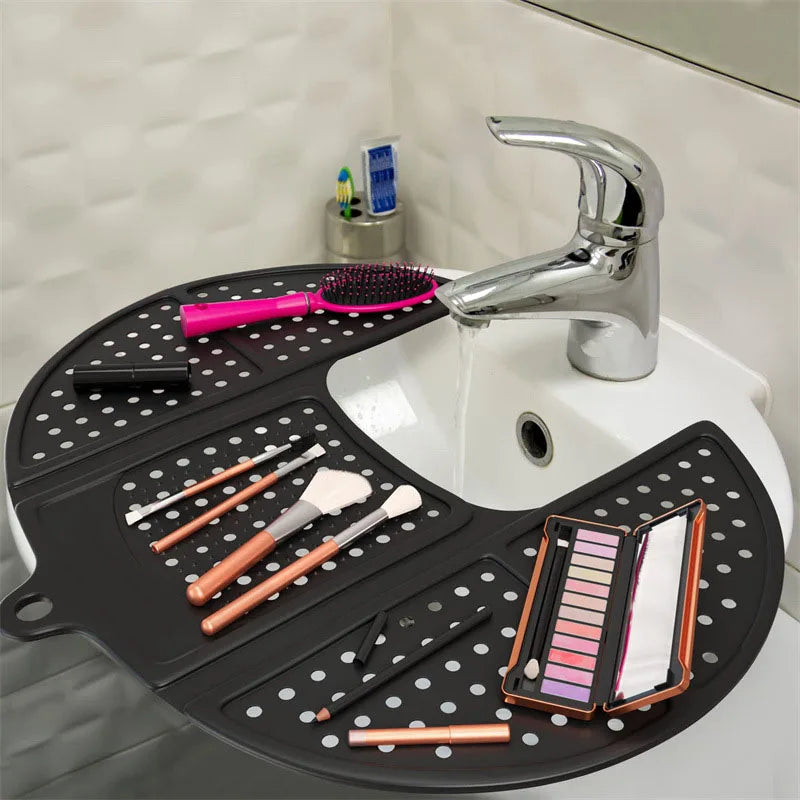 Foldaway Makeup Brush Cleaning Sink Shield