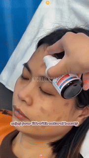 Moisturizing Dark Spots Remover